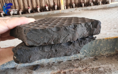 壓濾機(jī)堵塞濾布且泥餅出現(xiàn)